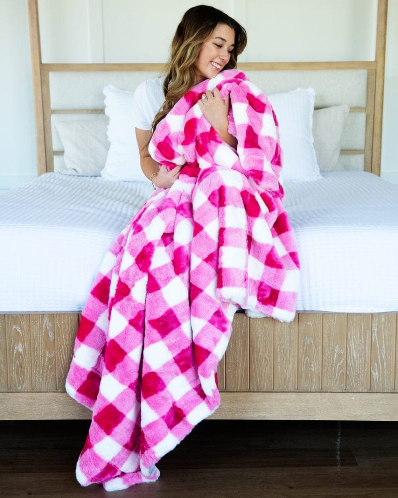 Buffalo Check Hot Pink Blanket