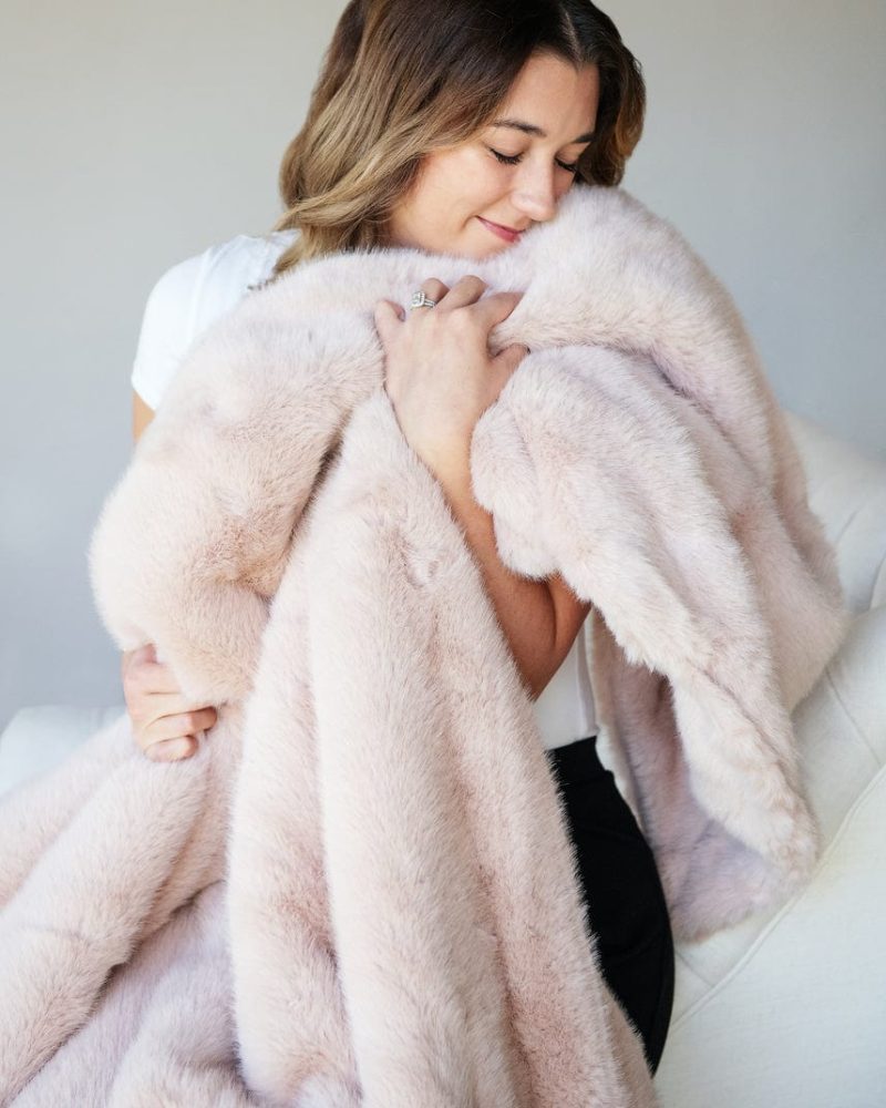 Extreme Plush Sand Blanket