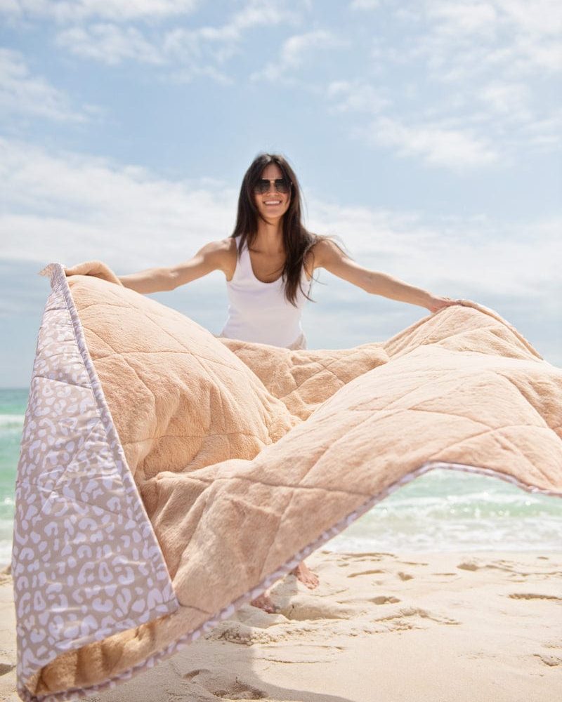 Everywhere Blanket - Tan Cheetah