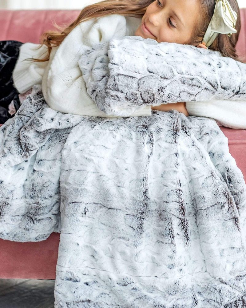 Sandra Charcoal Blanket